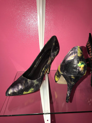 Black and Yellow Muticolor Pump - Closets of Curves